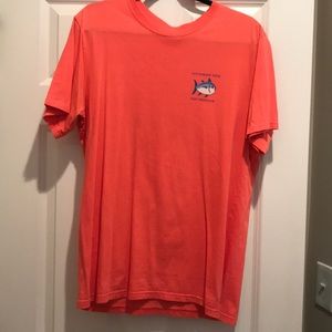 Southern Tide t-shirt